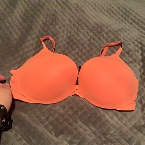 Victoria secret uplift plunge bra